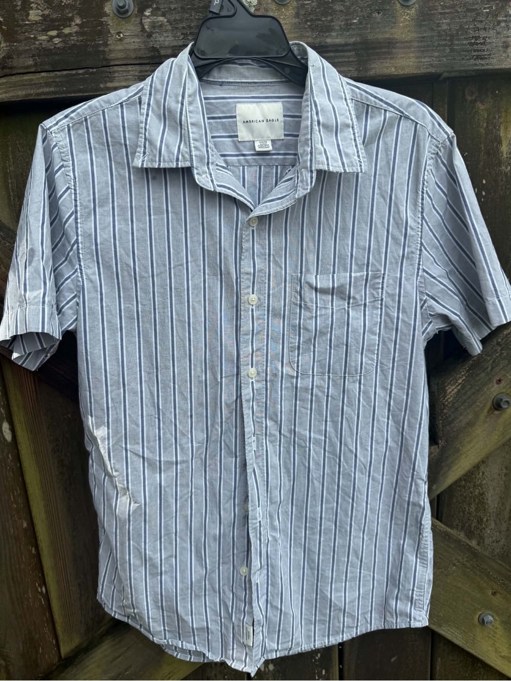 American Eagle Outfitters Men's Short Sleeve Blue Stripe Button-Up Shirt